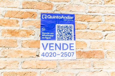 Casa de condomínio à venda com 1480m², 4 quartos e 9 vagas Casa de condomínio à venda com 1480m², 4 quartos e 9 vagasPlaquinha