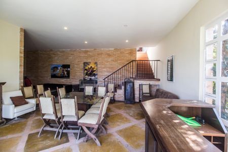 Casa de condomínio à venda com 1480m², 4 quartos e 9 vagas Casa de condomínio à venda com 1480m², 4 quartos e 9 vagasÁrea comum - Salão de festas