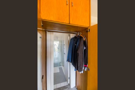 Casa de condomínio à venda com 1480m², 4 quartos e 9 vagas Casa de condomínio à venda com 1480m², 4 quartos e 9 vagasSuíte 3