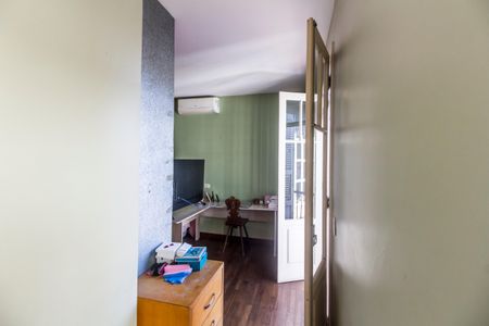 Casa de condomínio à venda com 1480m², 4 quartos e 9 vagas Casa de condomínio à venda com 1480m², 4 quartos e 9 vagasSuíte 4