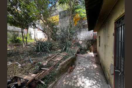 Quintal de casa à venda com 2 quartos, 327m² em Vila Santa Maria, São Paulo