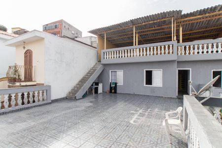 Casa à venda com 249m², 3 quartos e 2 vagas Casa à venda com 249m², 3 quartos e 2 vagasTerraço