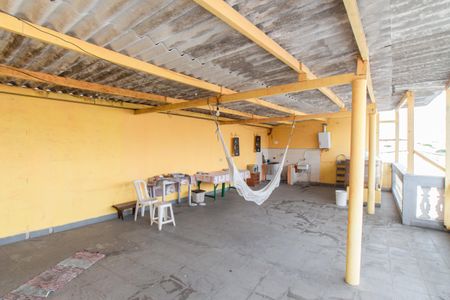 Casa à venda com 249m², 3 quartos e 2 vagas Casa à venda com 249m², 3 quartos e 2 vagasÁrea de Serviço