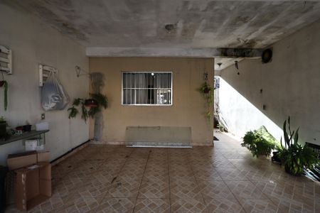 Casa à venda com 130m², 2 quartos e 2 vagasGaragem