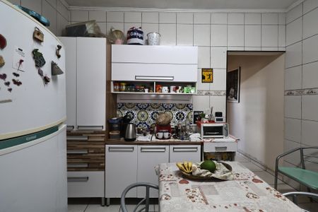 Casa à venda com 130m², 2 quartos e 2 vagasCozinha