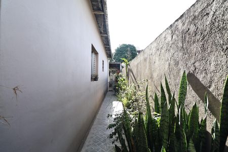 Casa à venda com 130m², 2 quartos e 2 vagasCorredor