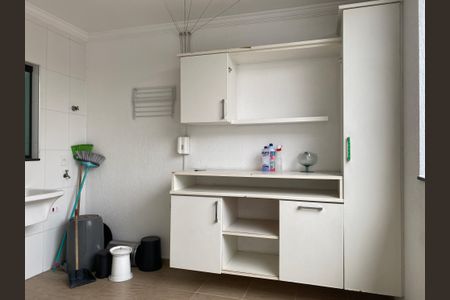 Casa para alugar com 193m², 3 quartos e 6 vagas Casa para alugar com 193m², 3 quartos e 6 vagasÁrea de Serviço