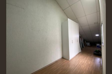 Casa para alugar com 193m², 3 quartos e 6 vagas Casa para alugar com 193m², 3 quartos e 6 vagasSótão