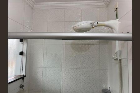 Casa para alugar com 193m², 3 quartos e 6 vagas Casa para alugar com 193m², 3 quartos e 6 vagasBanheiro Suíte 2