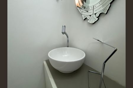 Casa para alugar com 193m², 3 quartos e 6 vagas Casa para alugar com 193m², 3 quartos e 6 vagasLavabo