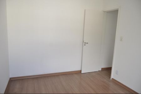 Apartamento à venda com 60m², 2 quartos e 1 vagaQuarto 2
