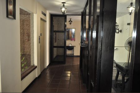 Apartamento à venda com 60m², 2 quartos e 1 vagaArea comum