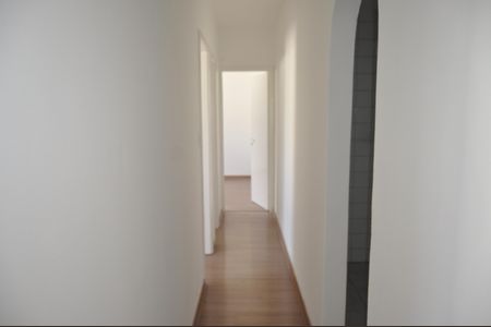Apartamento à venda com 60m², 2 quartos e 1 vagaCorredor