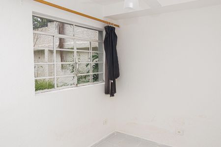 Casa à venda com 250m², 5 quartos e 4 vagas Casa à venda com 250m², 5 quartos e 4 vagasQuarto de Serviço