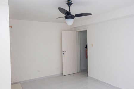 Casa à venda com 250m², 5 quartos e 4 vagas Casa à venda com 250m², 5 quartos e 4 vagasQuarto 5