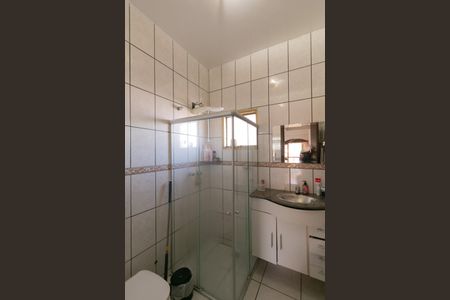 Casa à venda com 360m², 4 quartos e 3 vagas Casa à venda com 360m², 4 quartos e 3 vagasBanheiro 3