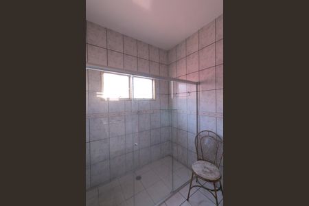 Casa à venda com 360m², 4 quartos e 3 vagas Casa à venda com 360m², 4 quartos e 3 vagasBanheiro 2