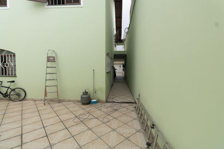 Casa à venda com 204m², 3 quartos e 4 vagas Casa à venda com 204m², 3 quartos e 4 vagasQuintal