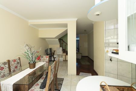 Casa à venda com 204m², 3 quartos e 4 vagas Casa à venda com 204m², 3 quartos e 4 vagasCopa