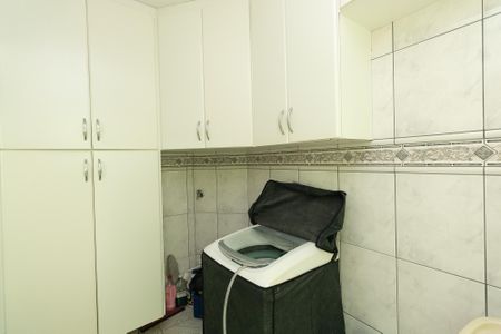 Casa à venda com 204m², 3 quartos e 4 vagas Casa à venda com 204m², 3 quartos e 4 vagasÁrea de Serviço