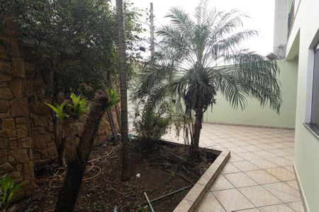 Casa à venda com 204m², 3 quartos e 4 vagas Casa à venda com 204m², 3 quartos e 4 vagasGaragem