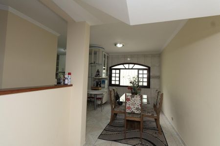 Casa à venda com 204m², 3 quartos e 4 vagas Casa à venda com 204m², 3 quartos e 4 vagasCopa