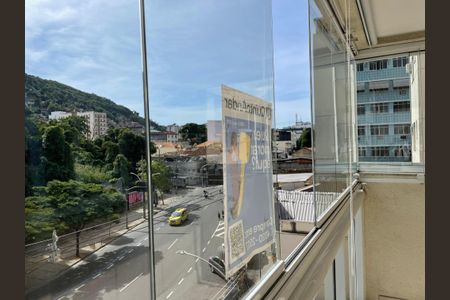 Apartamento à venda com 79m², 3 quartos e 1 vaga Apartamento à venda com 79m², 3 quartos e 1 vagaPlaquinha