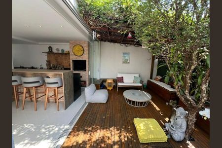 Casa à venda com 180m², 5 quartos e 2 vagas Casa à venda com 180m², 5 quartos e 2 vagasFoto 34