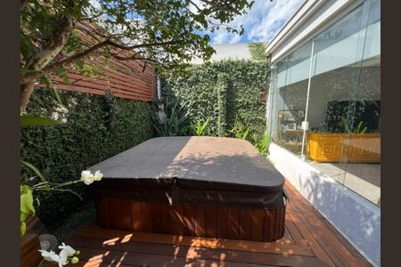 Casa à venda com 180m², 5 quartos e 2 vagas Casa à venda com 180m², 5 quartos e 2 vagasFoto 06