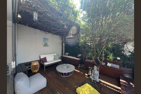 Casa à venda com 180m², 5 quartos e 2 vagas Casa à venda com 180m², 5 quartos e 2 vagasFoto 36