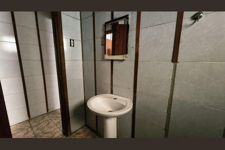 Casa à venda com 108m², 3 quartos e 3 vagas Casa à venda com 108m², 3 quartos e 3 vagasBanheiro