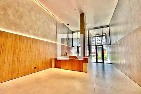 Studio à venda com 26m², 1 quarto e sem vaga Studio à venda com 26m², 1 quarto e sem vagaHall social
