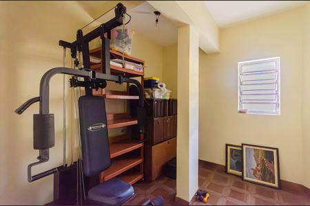 Casa à venda com 600m², 5 quartos e 6 vagas Casa à venda com 600m², 5 quartos e 6 vagasAcademia