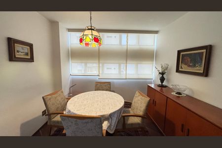 Apartamento à venda com 298m², 3 quartos e 3 vagas Apartamento à venda com 298m², 3 quartos e 3 vagasCopa