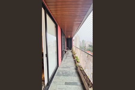 Apartamento à venda com 298m², 3 quartos e 3 vagas Apartamento à venda com 298m², 3 quartos e 3 vagasVaranda Sala