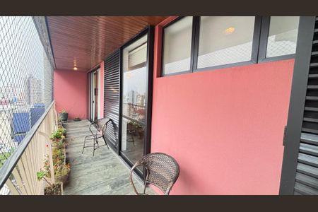 Apartamento à venda com 298m², 3 quartos e 3 vagas Apartamento à venda com 298m², 3 quartos e 3 vagasSuíte 3 Varanda