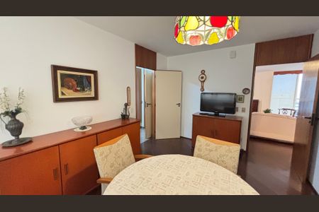 Apartamento à venda com 298m², 3 quartos e 3 vagas Apartamento à venda com 298m², 3 quartos e 3 vagasCopa