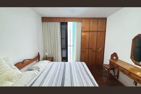 Apartamento à venda com 298m², 3 quartos e 3 vagas Apartamento à venda com 298m², 3 quartos e 3 vagasSuite 1