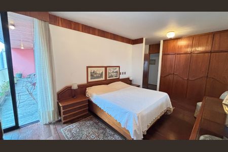 Apartamento à venda com 298m², 3 quartos e 3 vagas Apartamento à venda com 298m², 3 quartos e 3 vagasSuíte 3