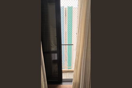 Apartamento à venda com 298m², 3 quartos e 3 vagas Apartamento à venda com 298m², 3 quartos e 3 vagasVaranda da Suíte 1