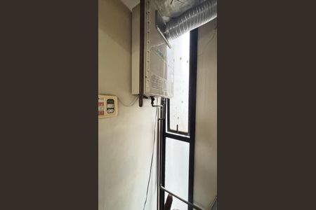 Apartamento à venda com 298m², 3 quartos e 3 vagas Apartamento à venda com 298m², 3 quartos e 3 vagasÁrea de Serviço