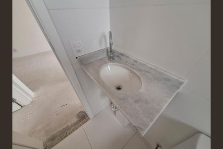 Apartamento à venda com 47m², 2 quartos e 1 vaga Apartamento à venda com 47m², 2 quartos e 1 vagaBanheiro