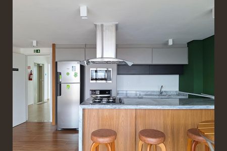 Apartamento à venda com 47m², 2 quartos e 1 vaga Apartamento à venda com 47m², 2 quartos e 1 vagaÁrea comum - Salão de festas