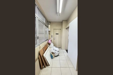 Apartamento à venda com 193m², 3 quartos e 1 vaga Apartamento à venda com 193m², 3 quartos e 1 vagaÁrea de Serviço