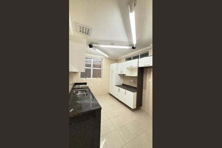 Apartamento à venda com 193m², 3 quartos e 1 vaga Apartamento à venda com 193m², 3 quartos e 1 vagaCozinha