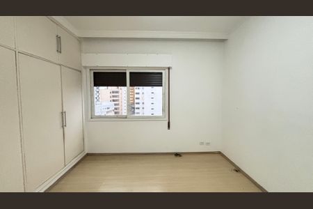 Apartamento à venda com 193m², 3 quartos e 1 vaga Apartamento à venda com 193m², 3 quartos e 1 vagaSuite