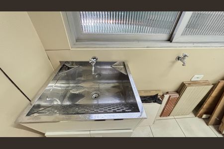 Apartamento à venda com 193m², 3 quartos e 1 vaga Apartamento à venda com 193m², 3 quartos e 1 vagaÁrea de Serviço