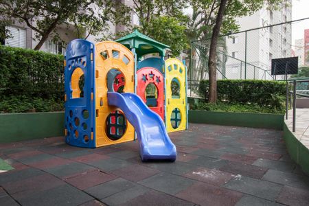 Apartamento para alugar com 63m², 3 quartos e 1 vagaÁrea comum - Playground
