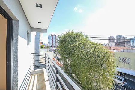 Casa à venda com 340m², 3 quartos e 6 vagas Casa à venda com 340m², 3 quartos e 6 vagasSacada