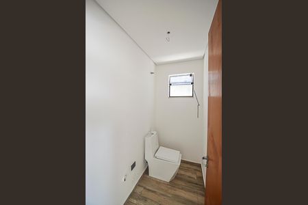 Casa à venda com 340m², 3 quartos e 6 vagas Casa à venda com 340m², 3 quartos e 6 vagasLavabo